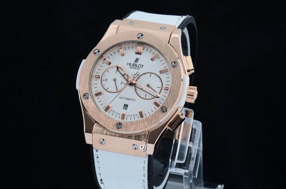 HUBLOT GENEVE Watch 18